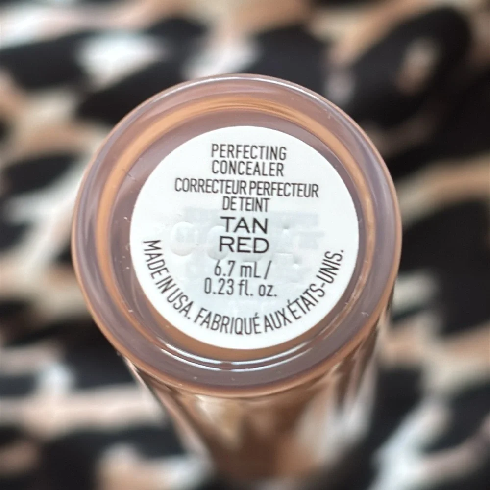 Brand New Jaclyn Cosmetics Perfecting Concealer Tan Red